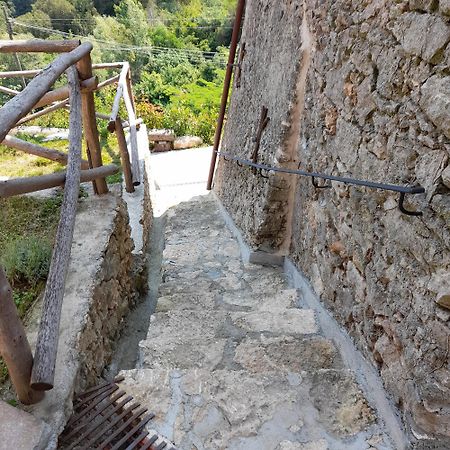 Ca Di Pippo "Tasso" Appartamento Ristrutturato Орко-Фельино Экстерьер фото